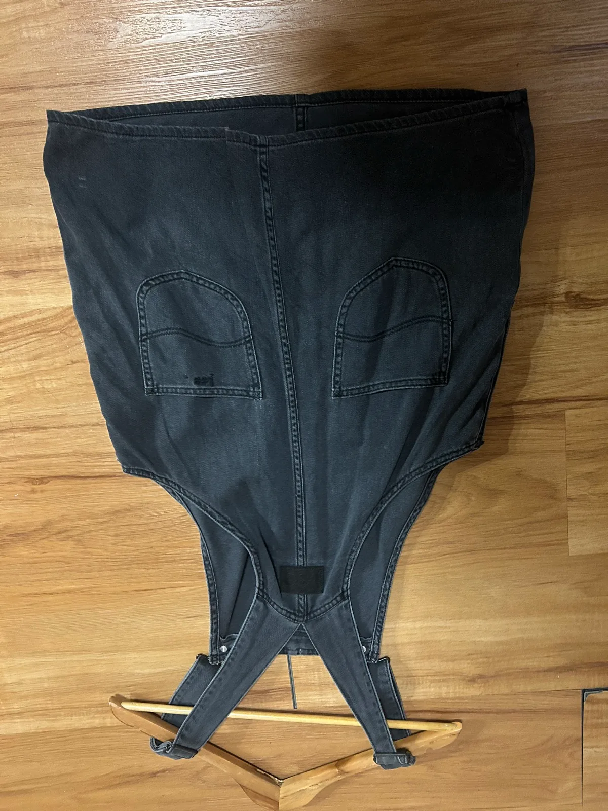 Lee black pinafore/dress with adjustable straps — photo 2