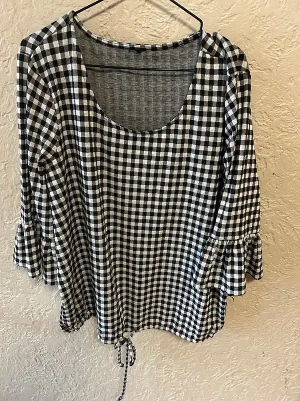 Black/white gingham 3/4 sleeve blouse