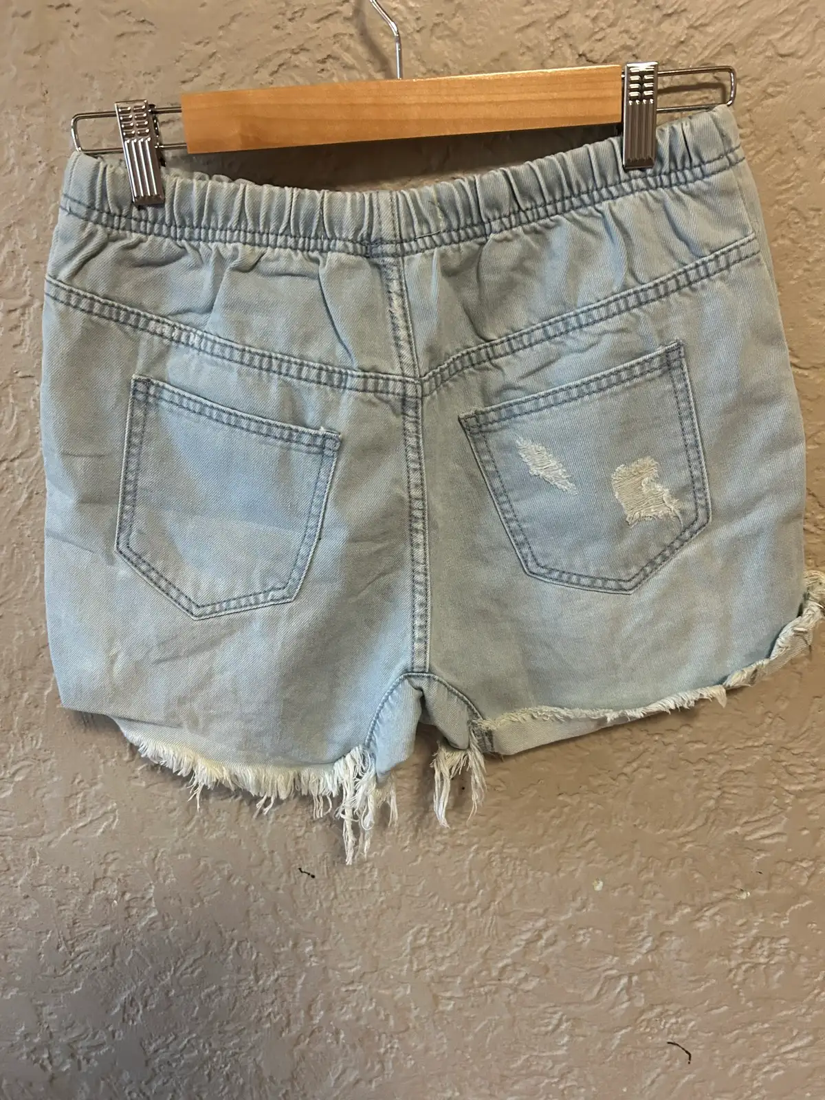 Supré distressed look light blue denim shorts – photo 5