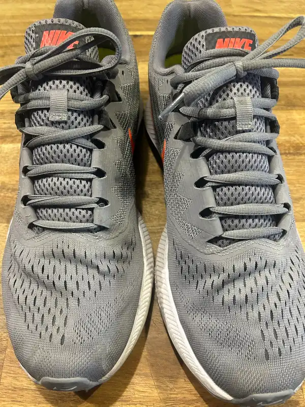 Men’s Nike zoom span 2 running shoes