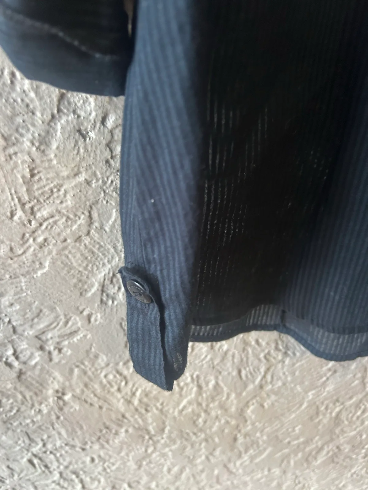 Hot options black long sleeve lightweight shirt/blousr – photo 4