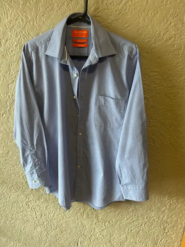 Men’s van Huesen blue/white spot shirt