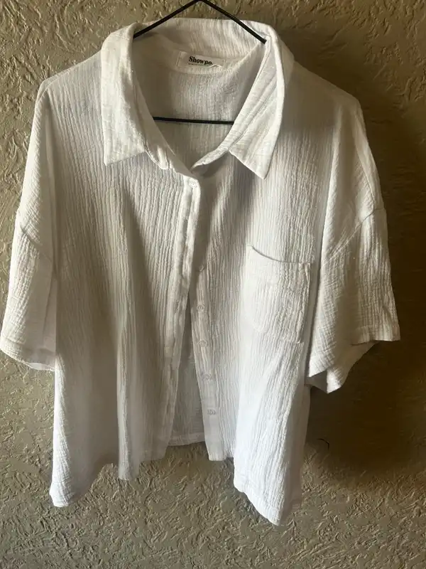 Showpo white short sleeve shirt