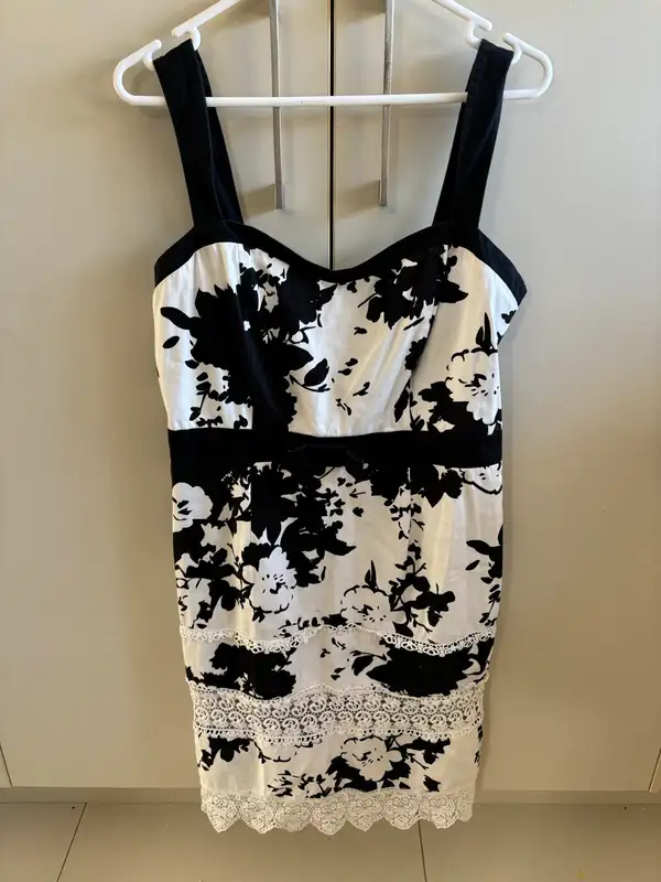 Queenspark midi dress