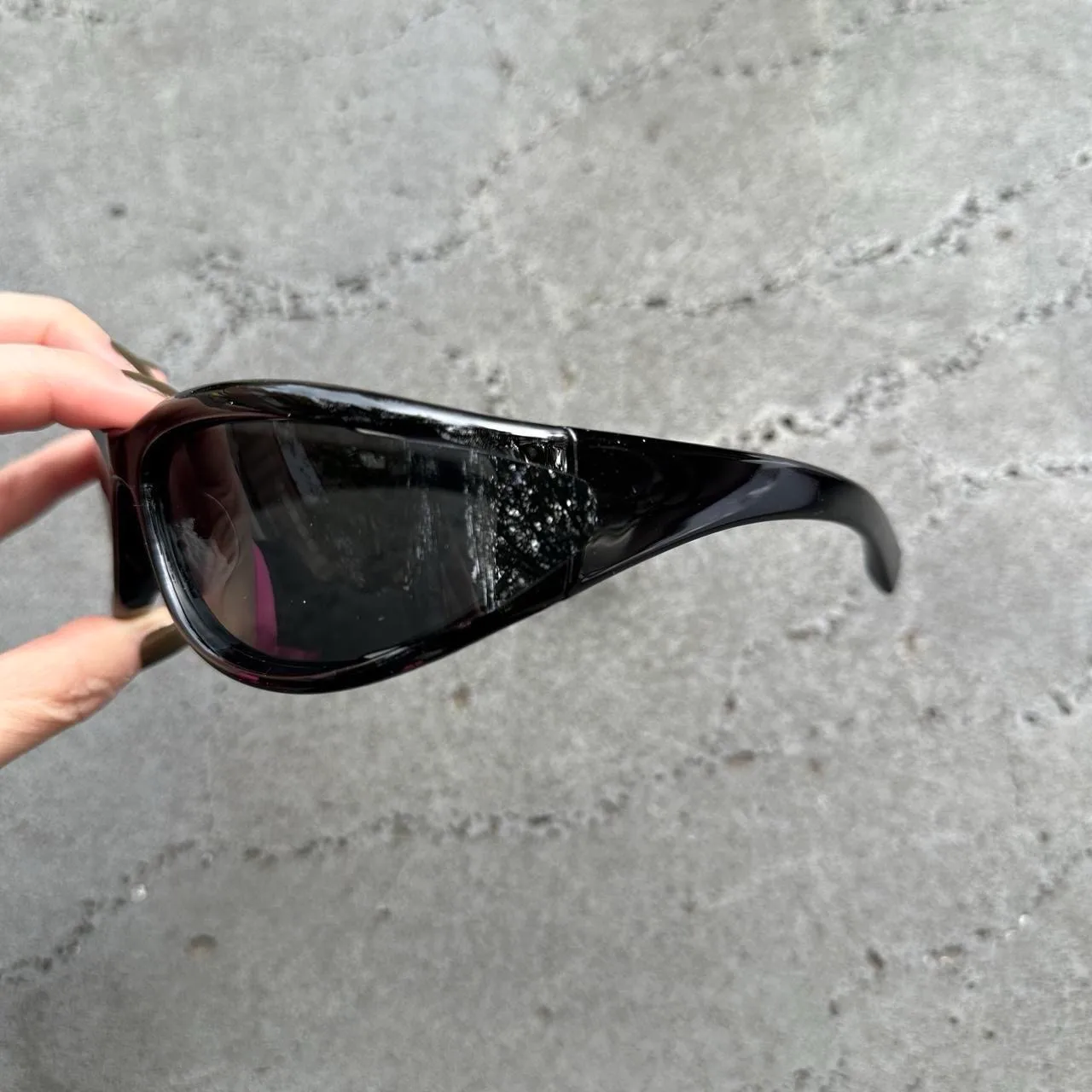 Black Wraparound Sunglasses | DG17006-01 – photo 2
