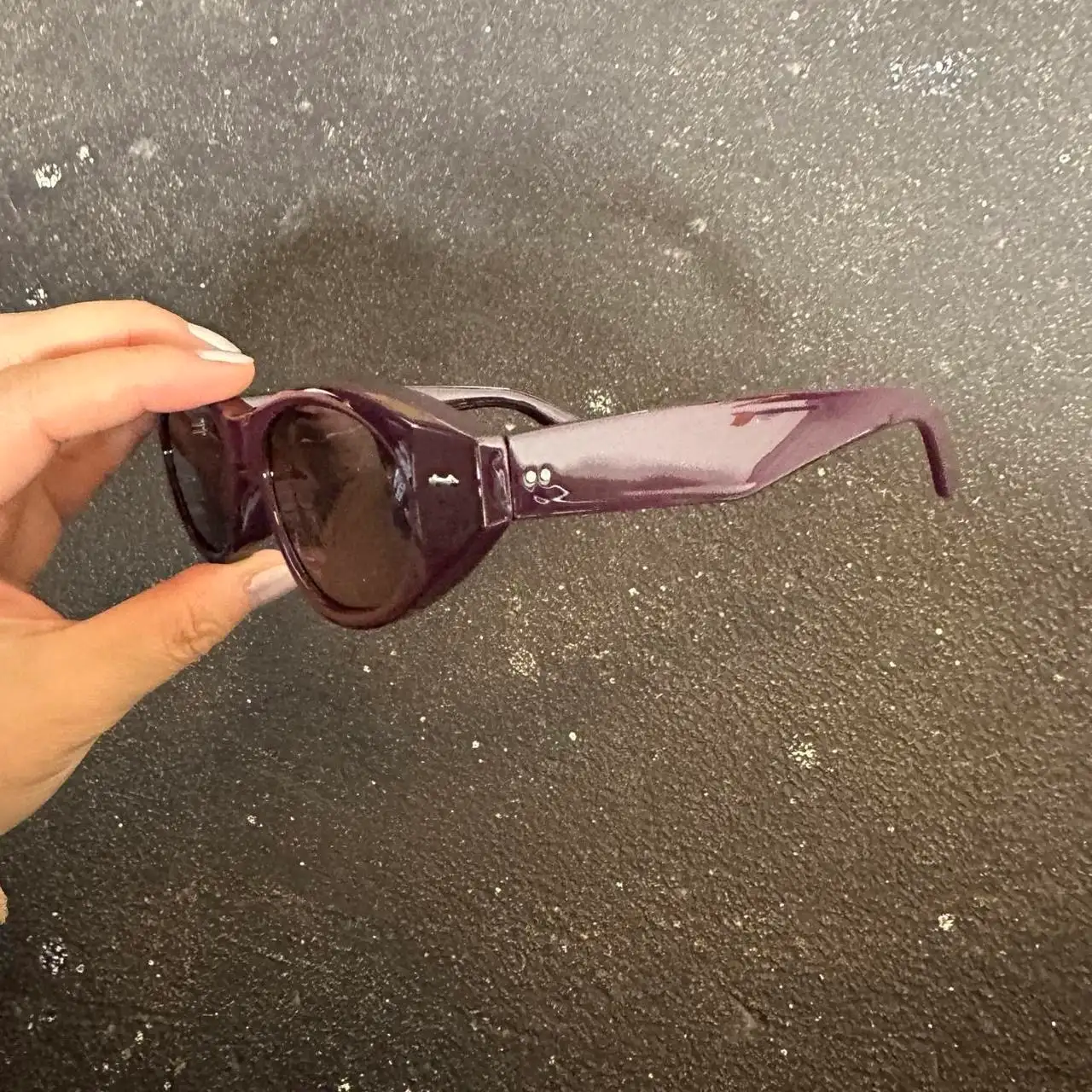 Dark Plum Brown Oval Sunglasses | DG19430-01 – photo 2