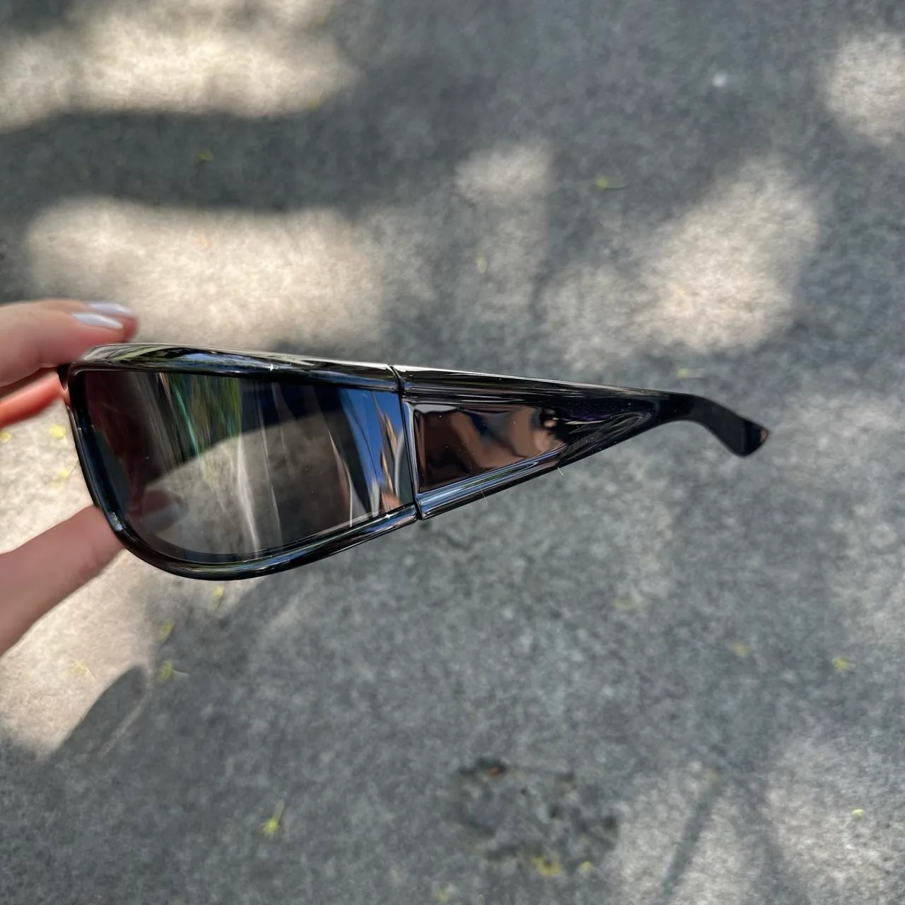 Black Wraparound Sunglasses | DG19396-01 – photo 2