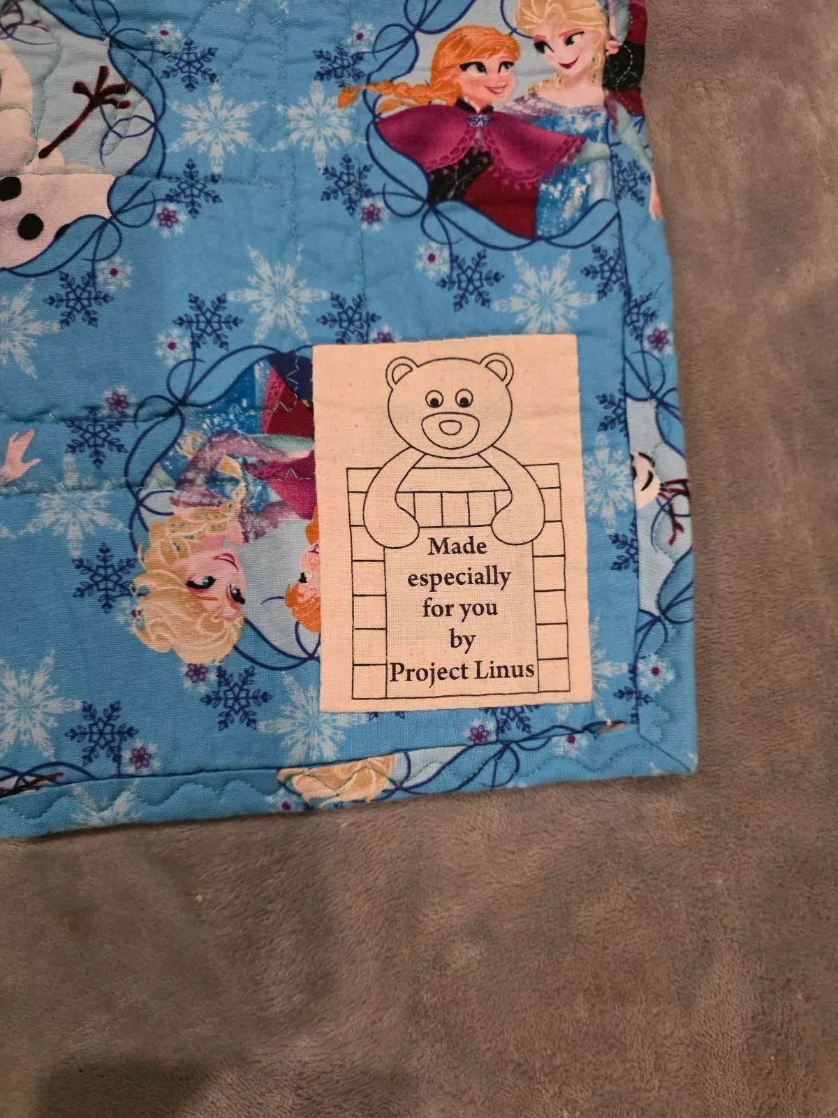 Frozen hand made quilt — photo 5