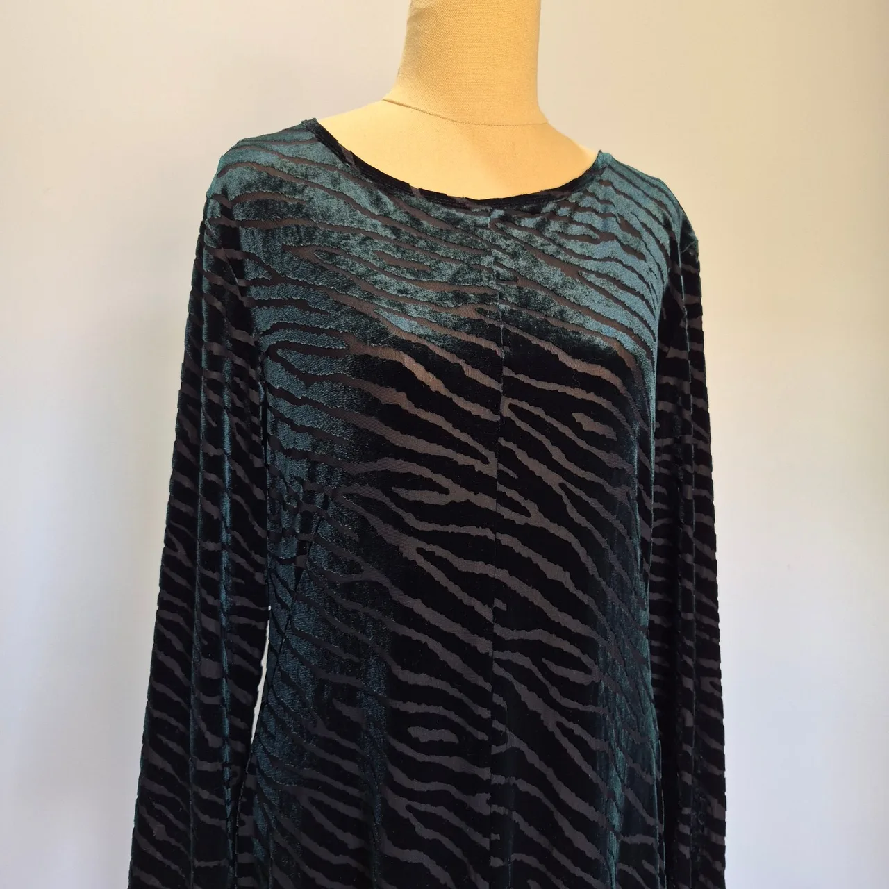 Gorman Semi-Sheer Green Burned Velvet Tiger Stripe Midi Dress Size 16 – photo 5
