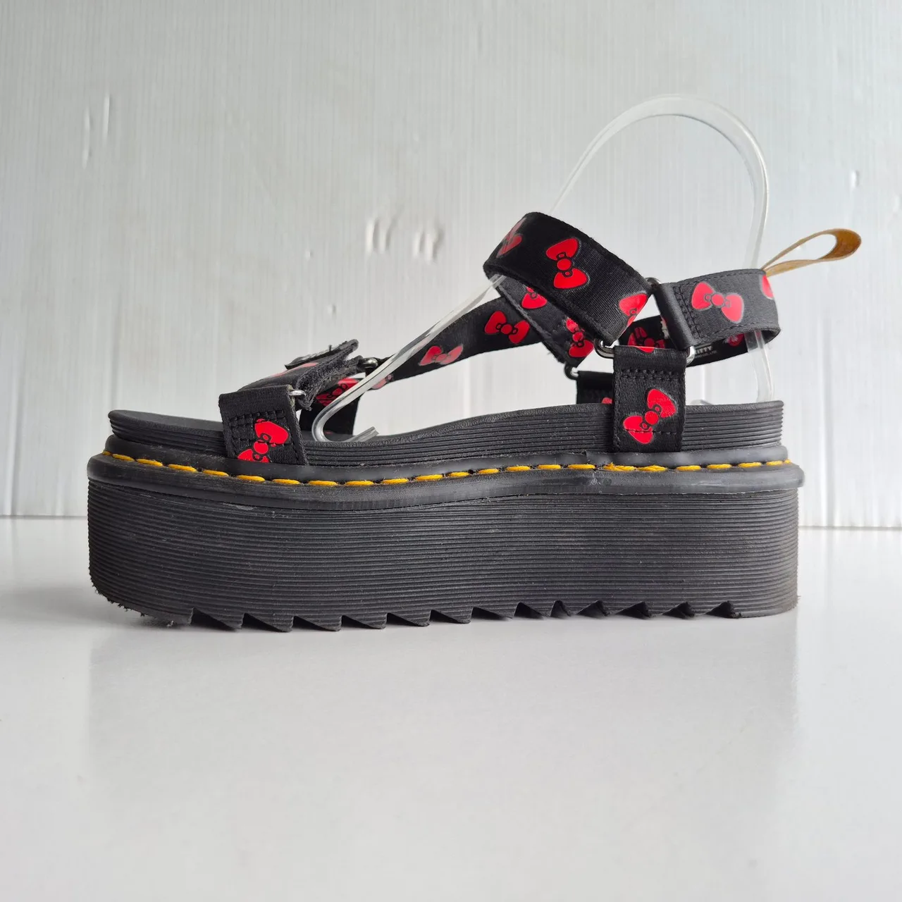 Hello Kitty x Doc Martens Limited Edition Black Vegan Platform Sandals Size 38 – photo 5