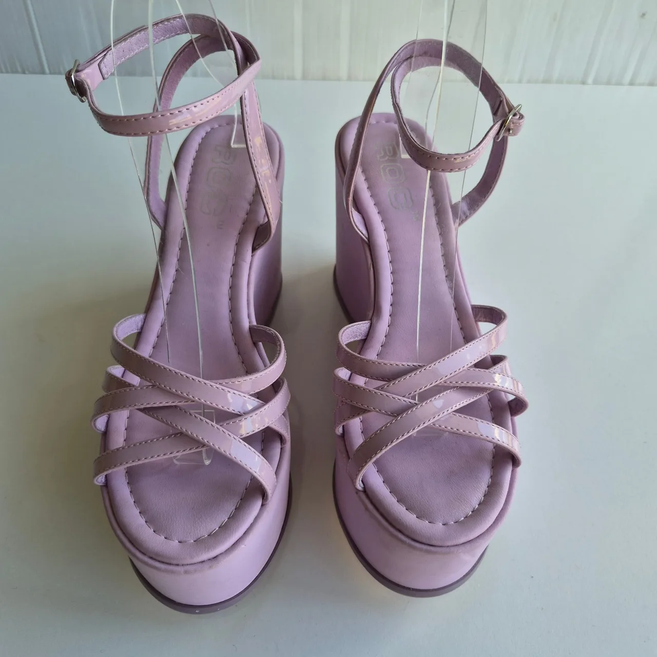ROC Roxie Lilac Purple Leather & Non Leather Strappy Platform Heels Size 39 — photo 2