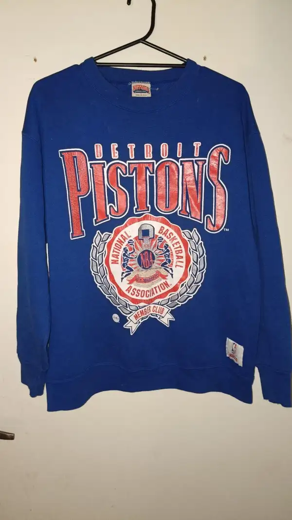 Vintage 90s Detroit Pistons Nutmeg Mills NBA Crewneck Sweatshirt Royal Blue Men'