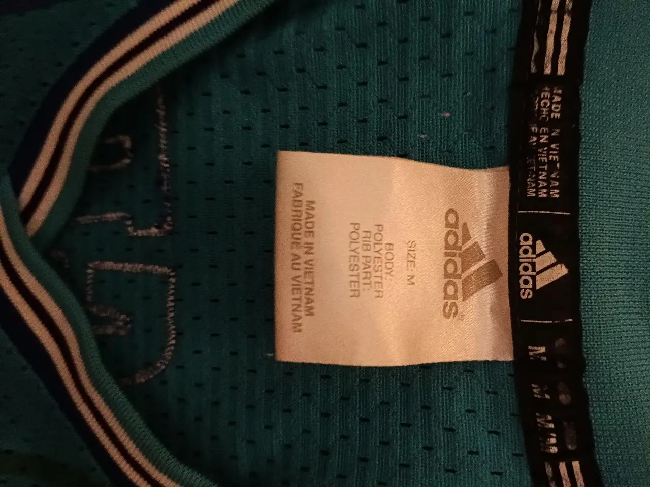 Charlotte Hornets Adidas singlet Medium – photo 2