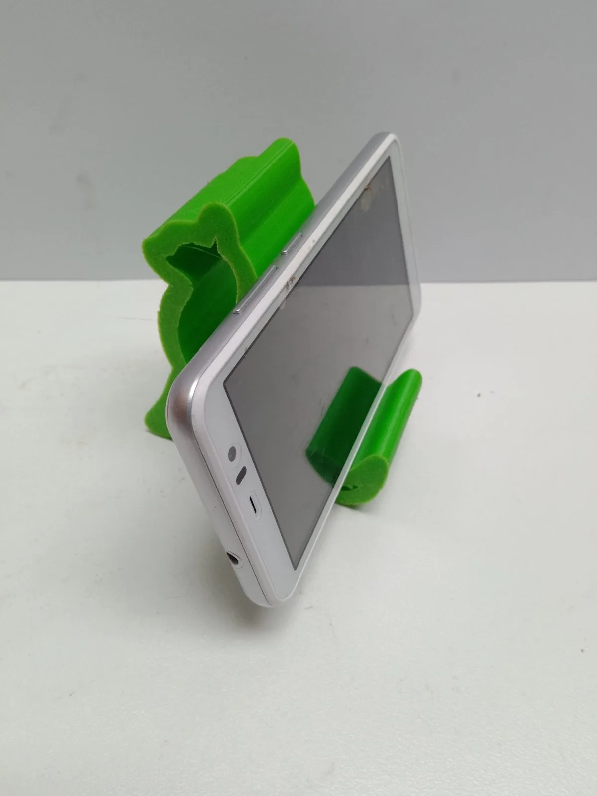cat theme phone holder — photo 3