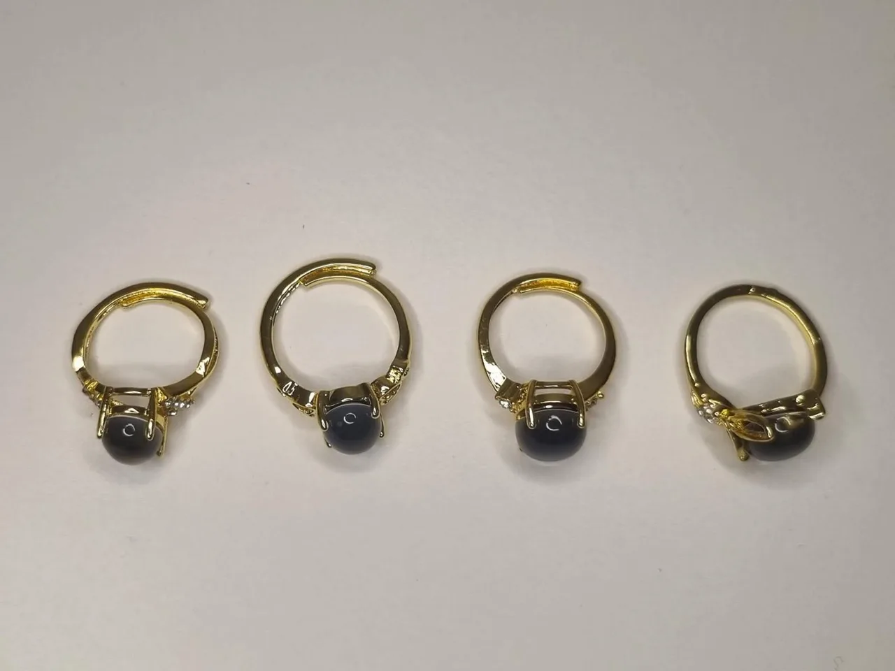 Gold accented mood rings – photo 2