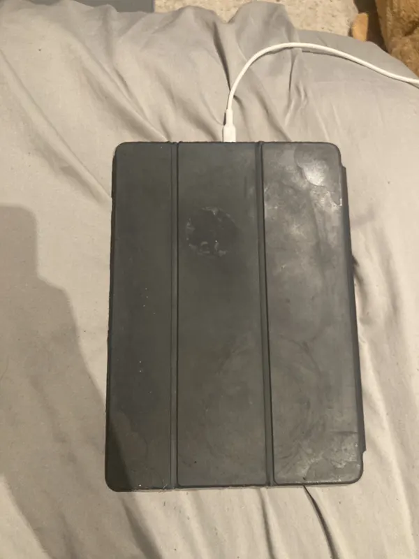 7th Generation Apple IPAD, Cygnett Charger and Apple IPAD Adapter
