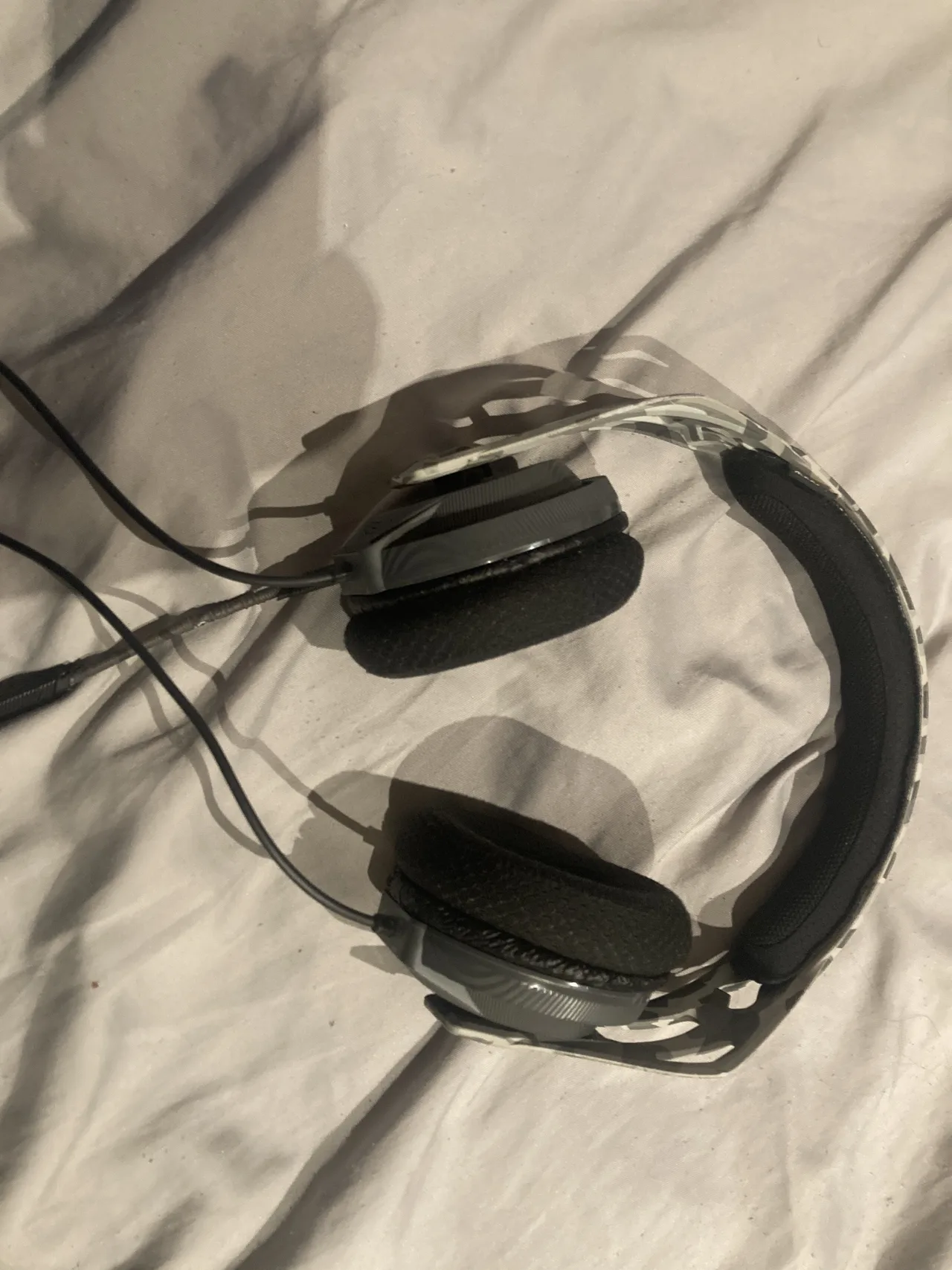 RIG 400HS V2 Stereo Gaming Headset - Arctic Camo - Grey (w/ headphone jack) — photo 3