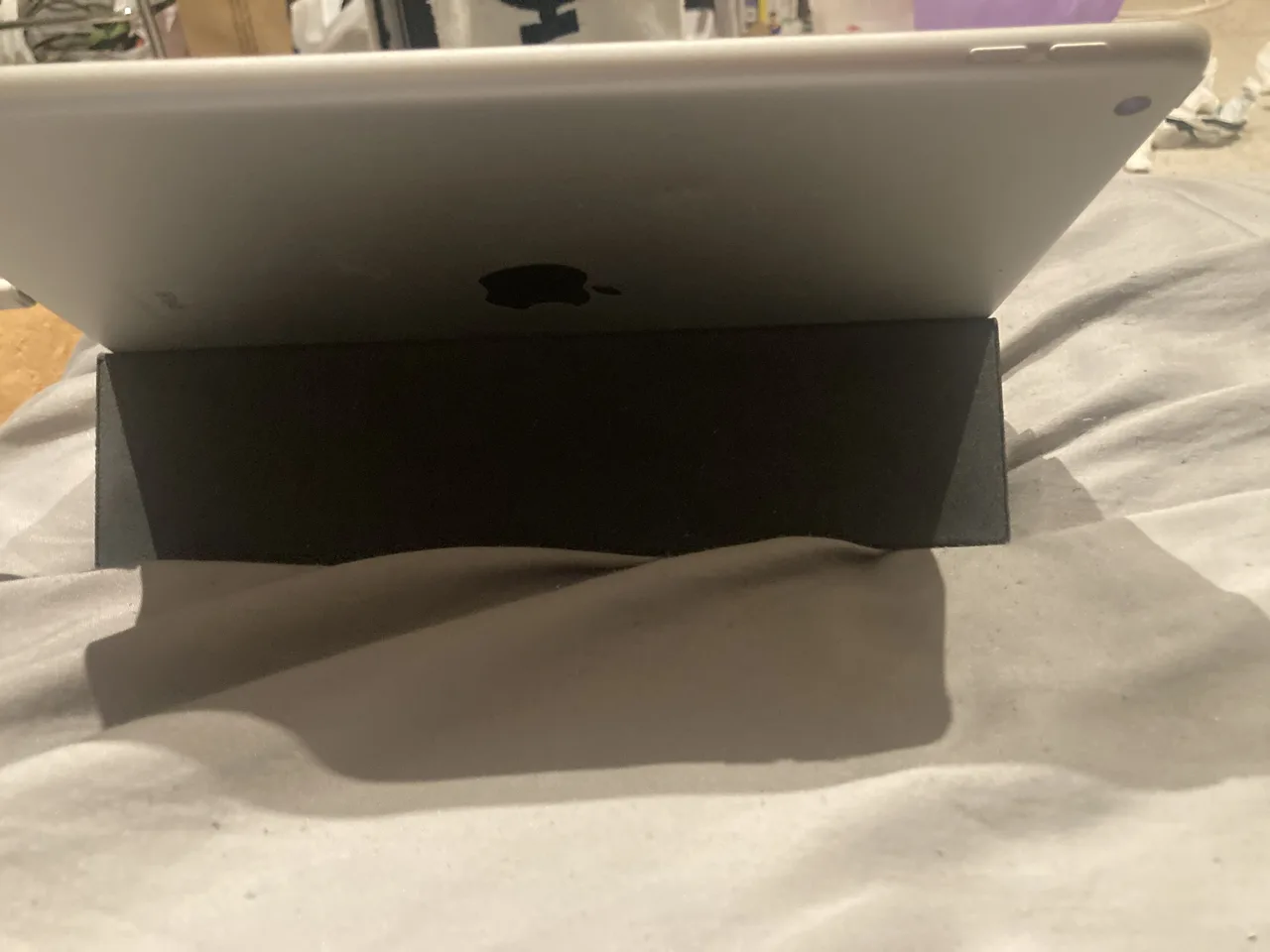 7th Generation Apple IPAD, Cygnett Charger and Apple IPAD Adapter — photo 4