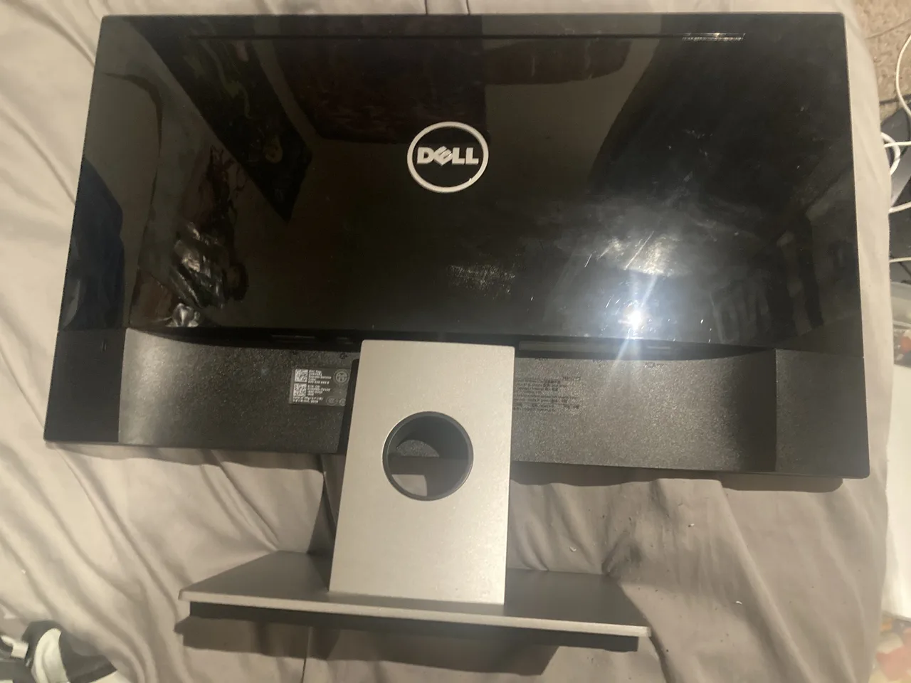 Dell P2219H 21.5 in. Full HD 1920 X 1080 LED LCD IPS Monitor — photo 3