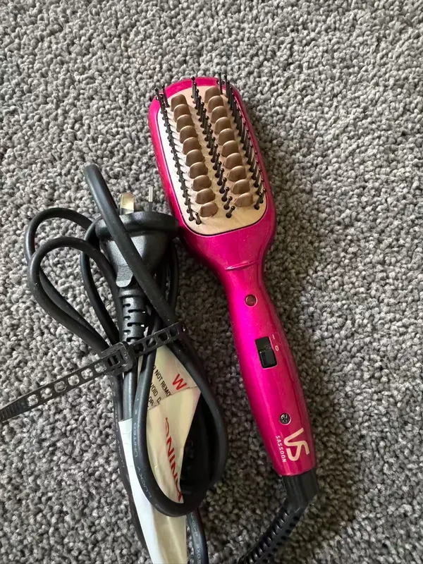 VS Sassoon MiniPRO Straightening Brush