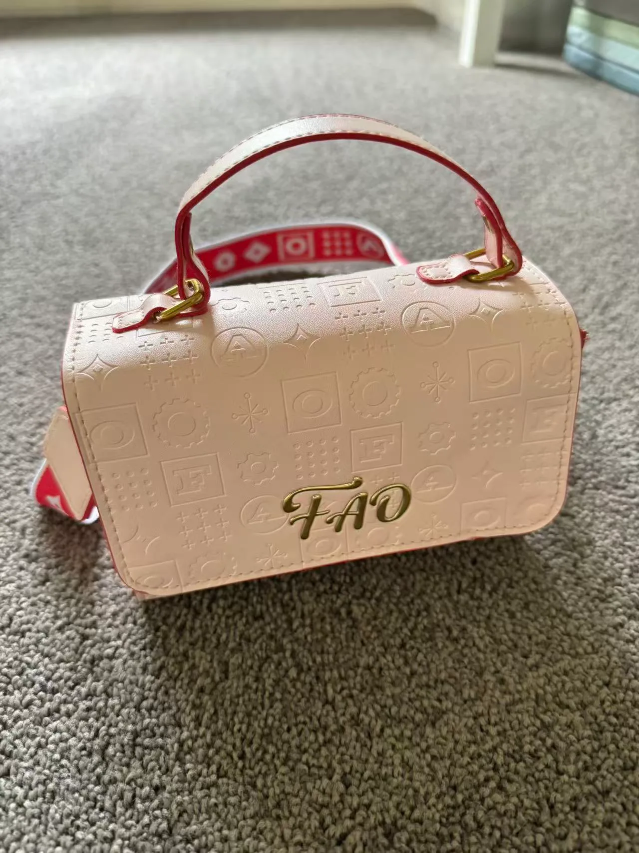 FAO Schwarz Glamour Purse Set with Cellphone — photo 3