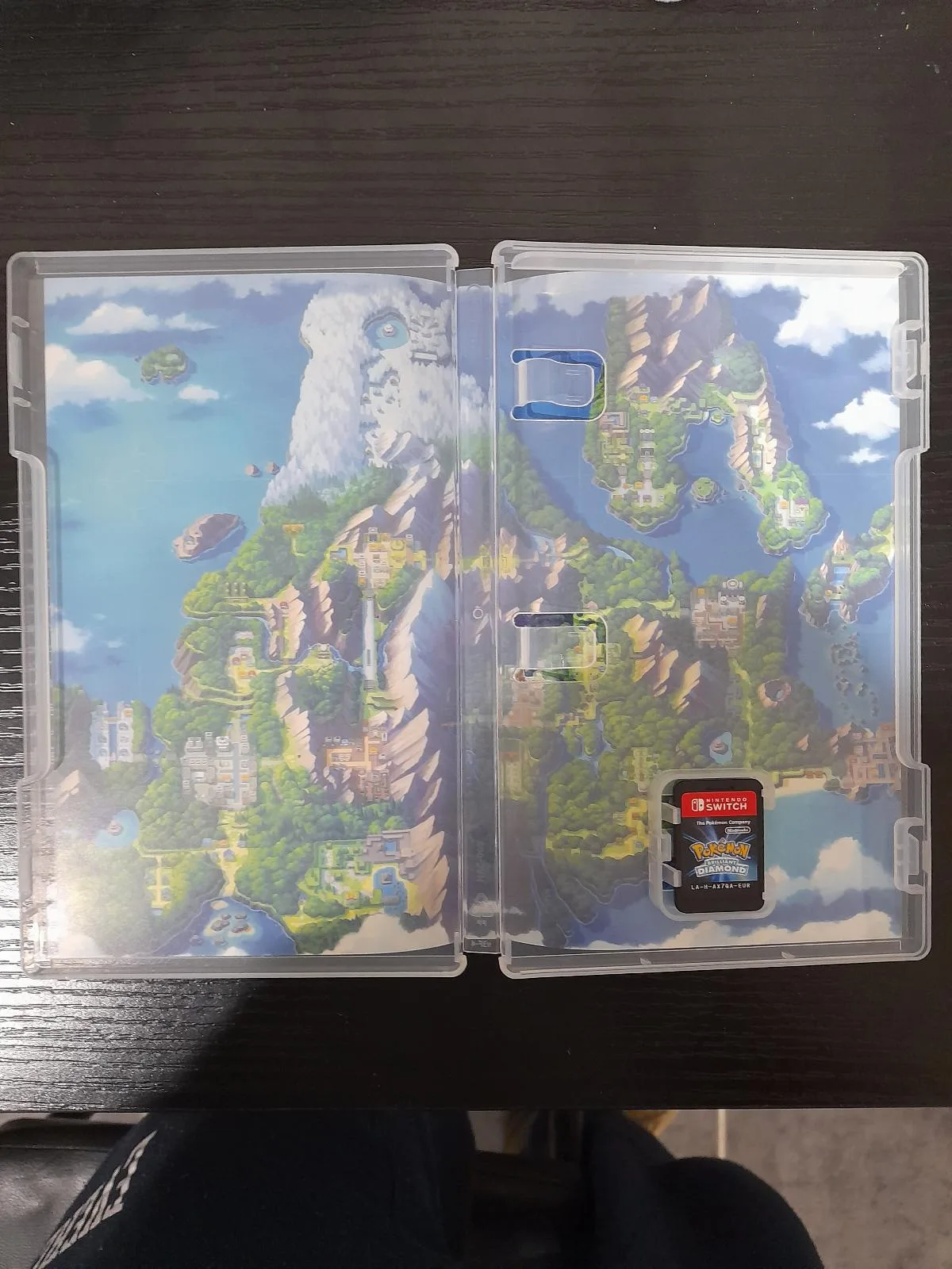 Pokemon brilliant diamond Nintendo switch Game w/Case (great condition) – photo 3