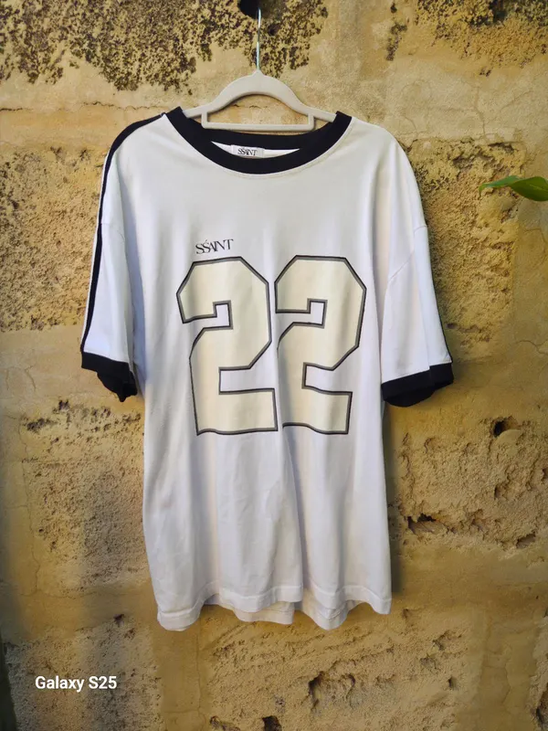 #22 Oversized Jersey Tee White & Black