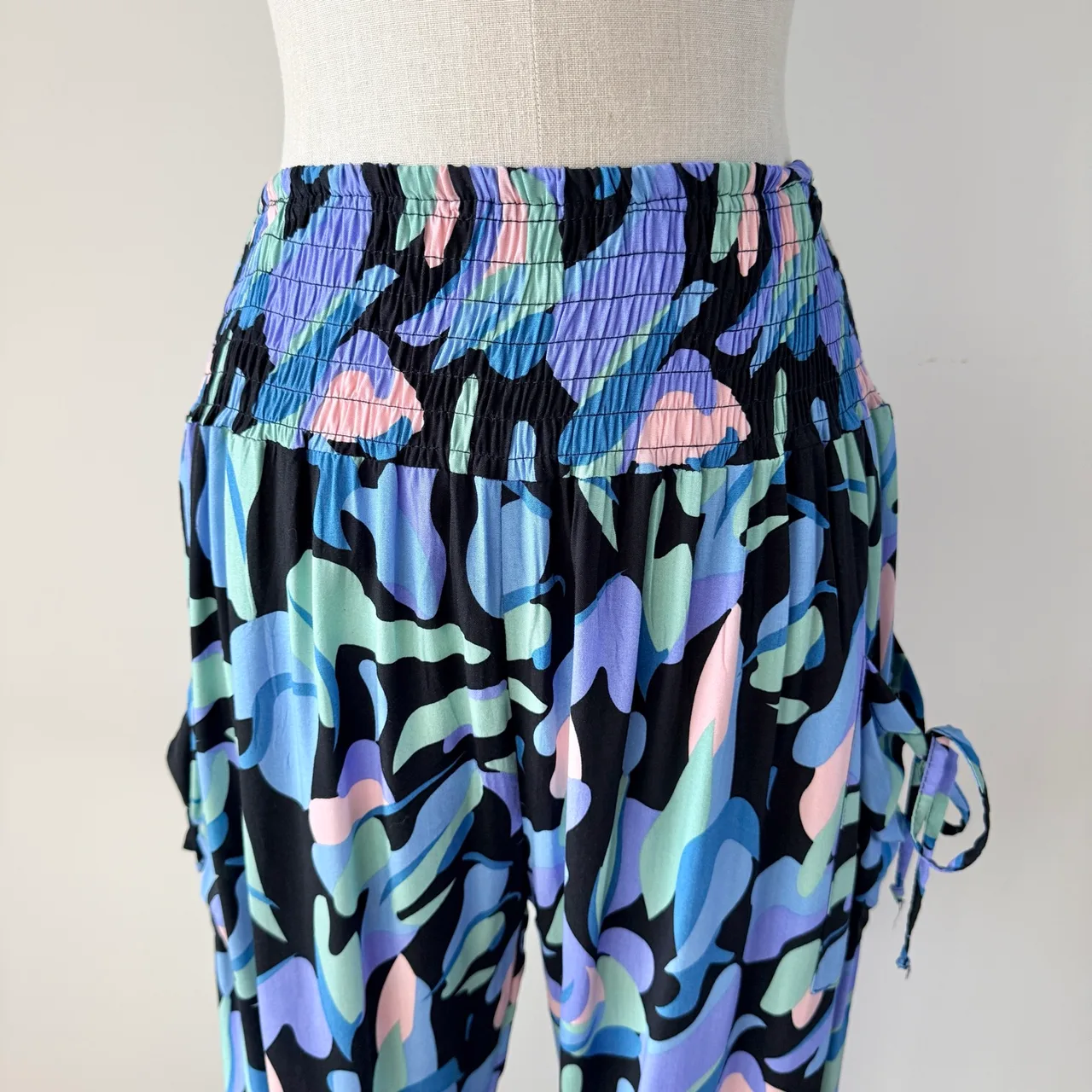 BNWT Caroline Morgan Slouch Harem Pants – Size 16 (fits 10–16) — photo 2