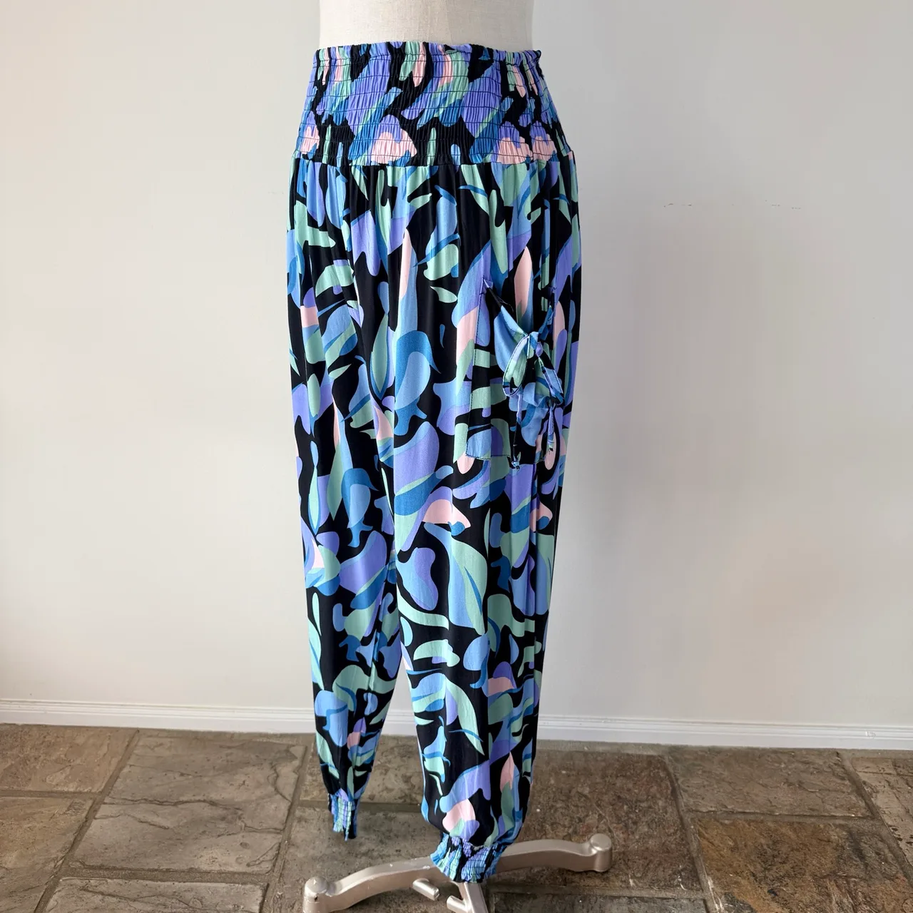 BNWT Caroline Morgan Slouch Harem Pants – Size 16 (fits 10–16) — photo 6