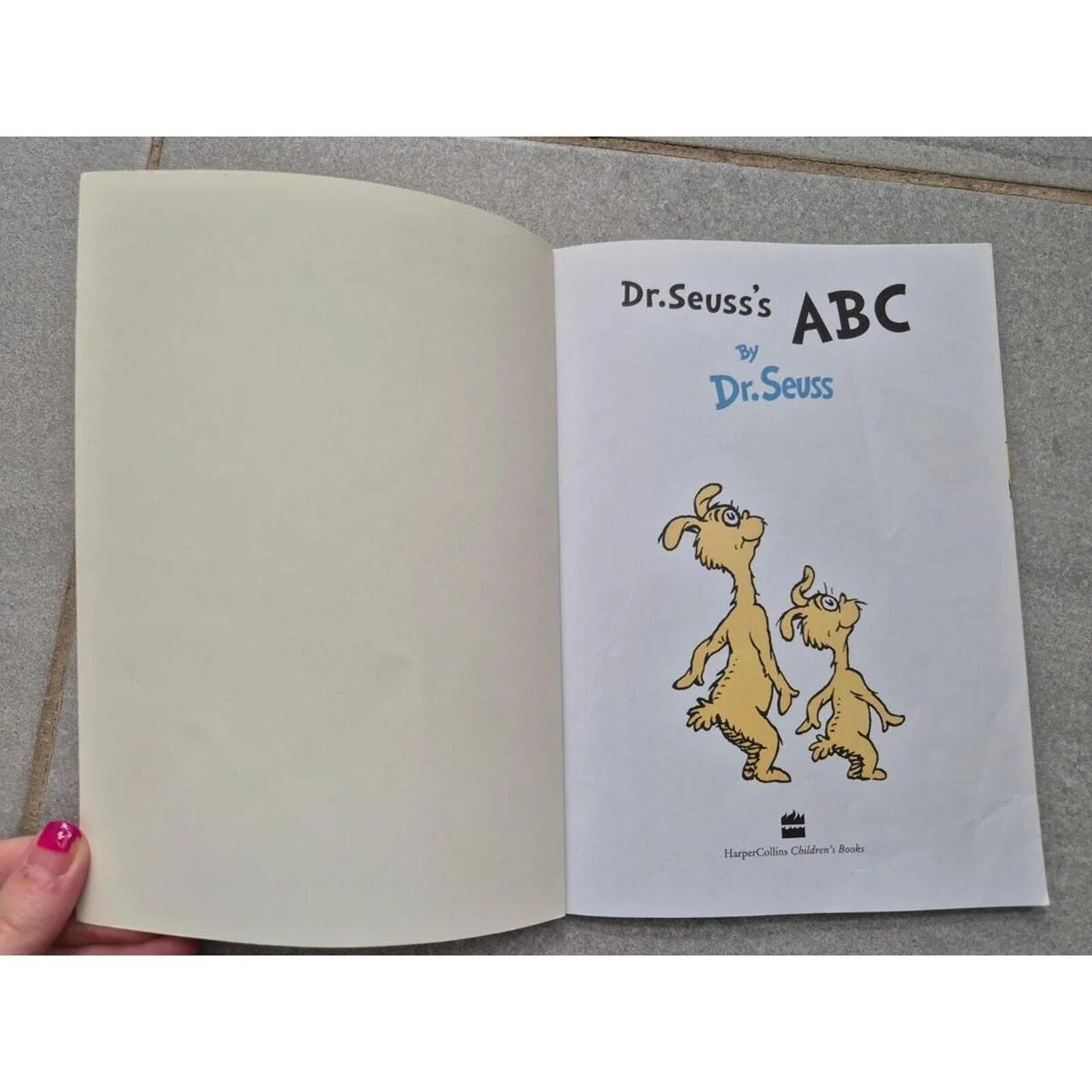 Dr. Seuss's ABC by Dr. Seuss - Children's Alphabet Book – photo 3