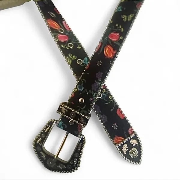 Black & floral print belt western style buckle