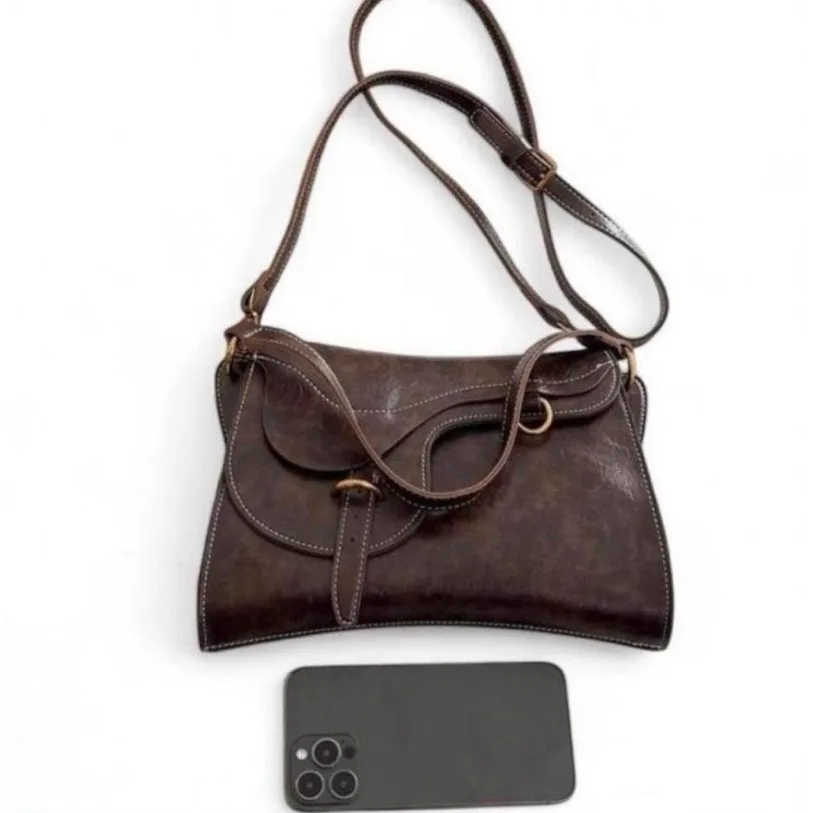 Western-Style Saddle inspired Shoulder Bag Brown Cowgirl Equestrian – photo 3