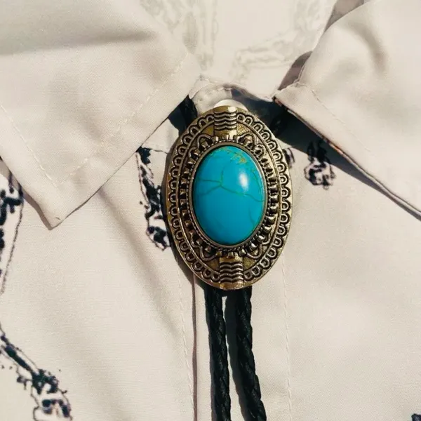 Western Bolo Tie Faux Turquoise silver-tone bezel