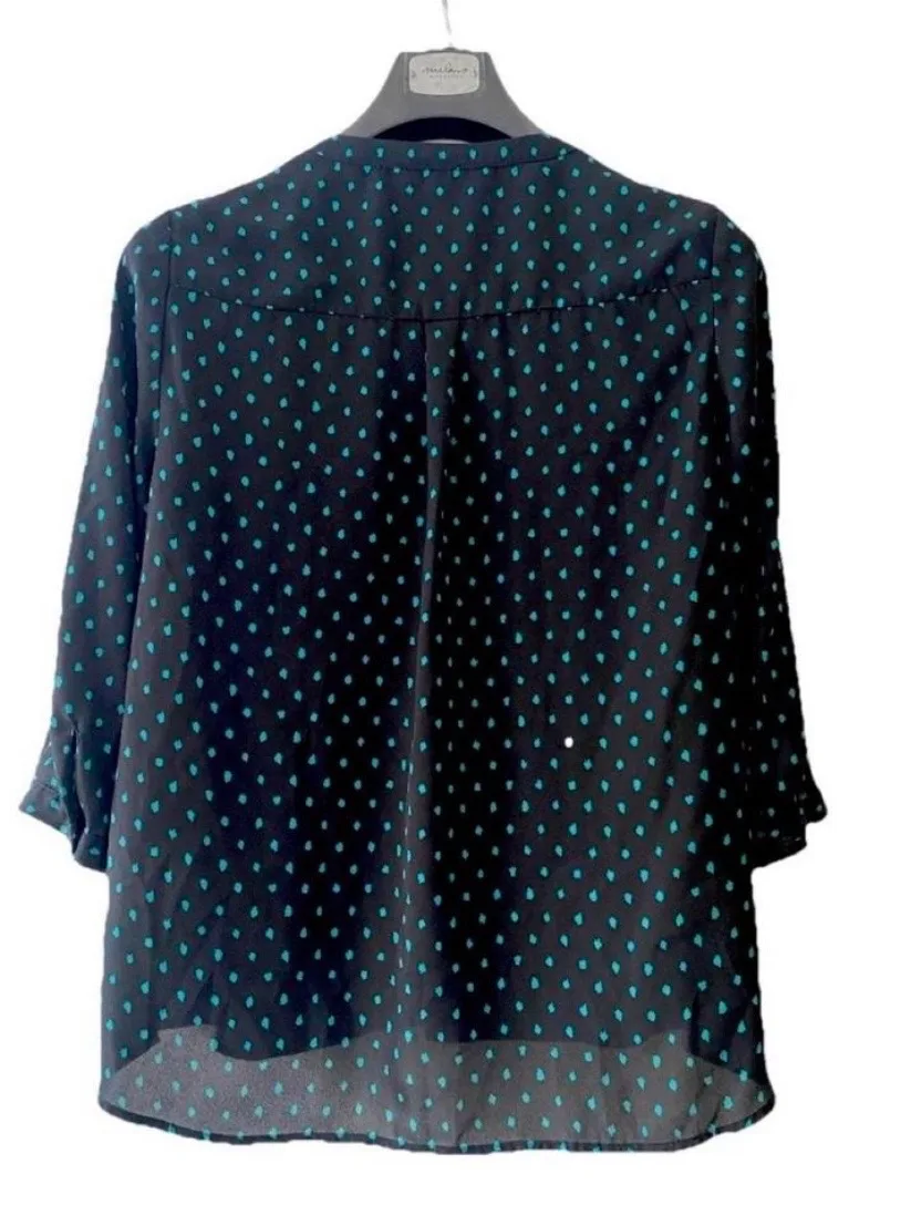 Katies Top 18 Black+ Green Spots – photo 2