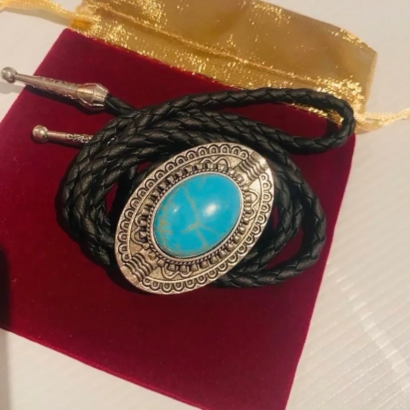 Western Bolo Tie Faux Turquoise silver-tone bezel — photo 3