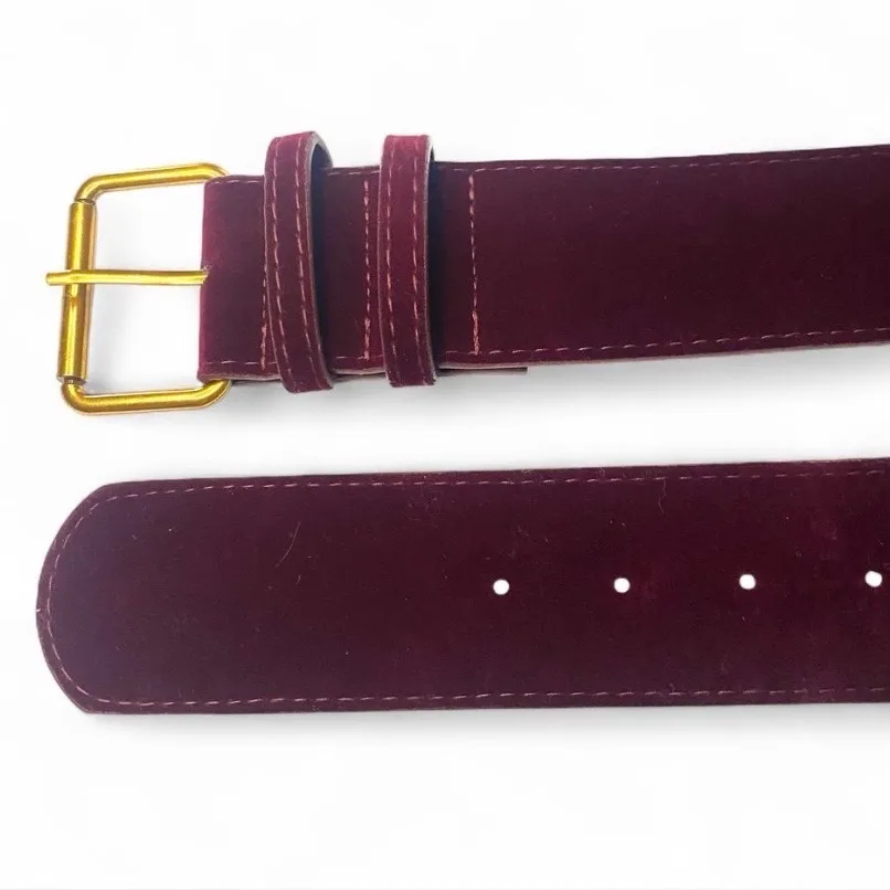Retro-style wide burgundy velvet belt large gold-tone buckle — photo 4