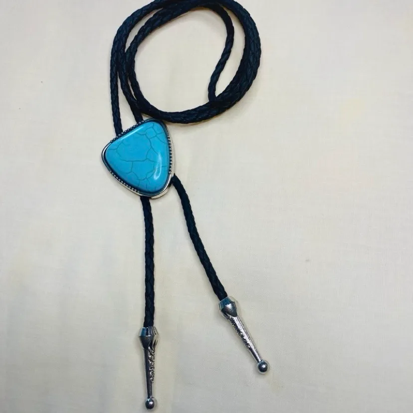 Western Bolo Tie Faux Turquoise Silver Tone Bezel — photo 6