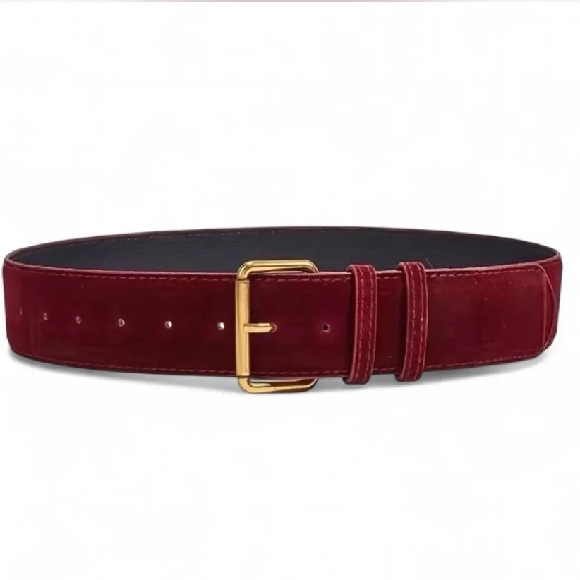 Retro-style wide burgundy velvet belt large gold-tone buckle — photo 2