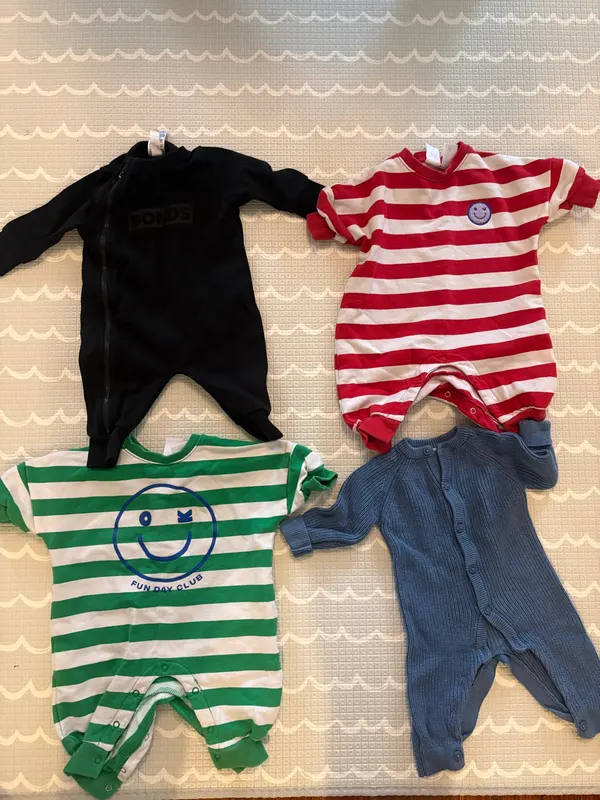 0-3 baby clothes bundle. Bonds & cotton on