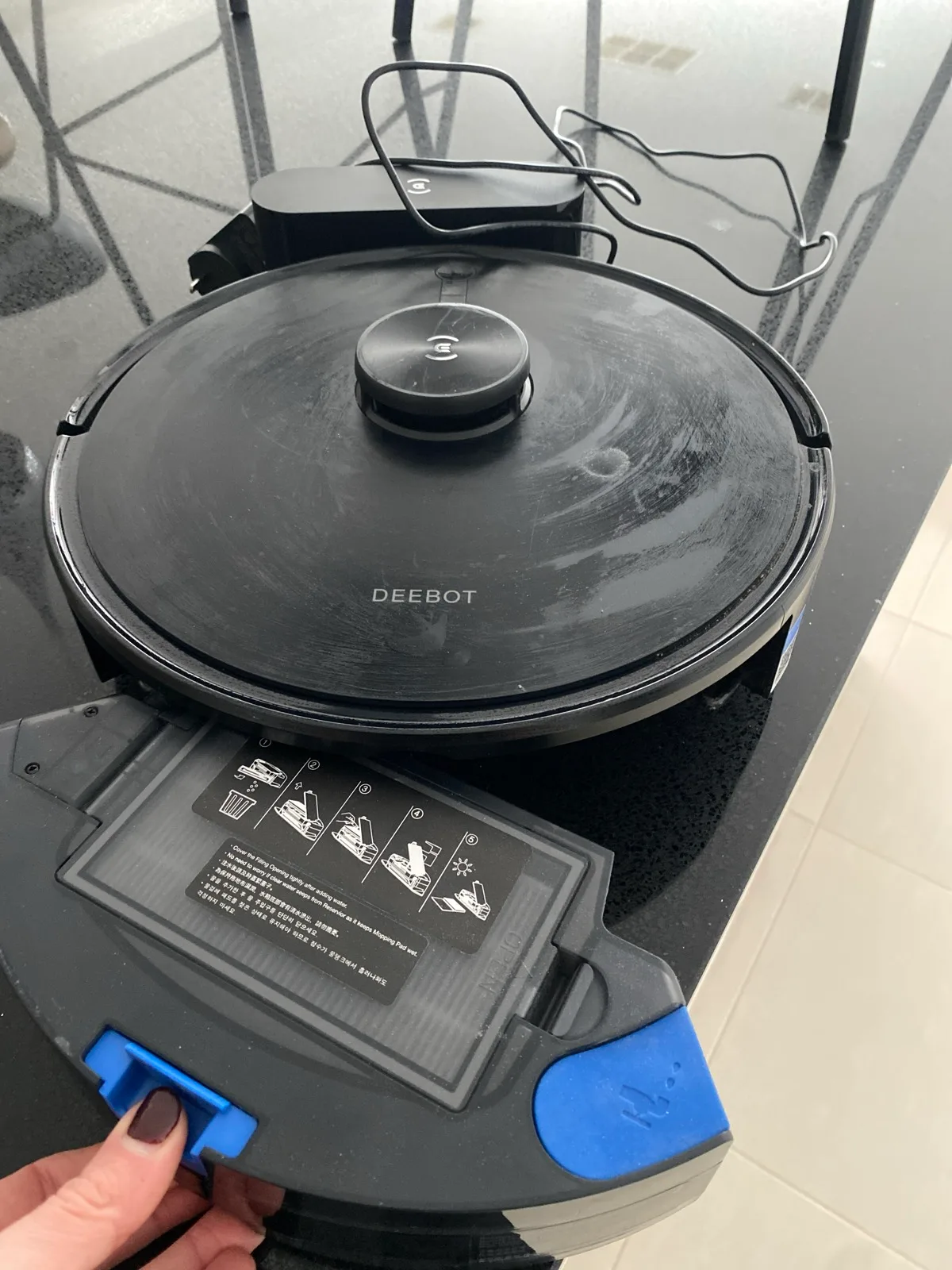 Robo vacuum — photo 2