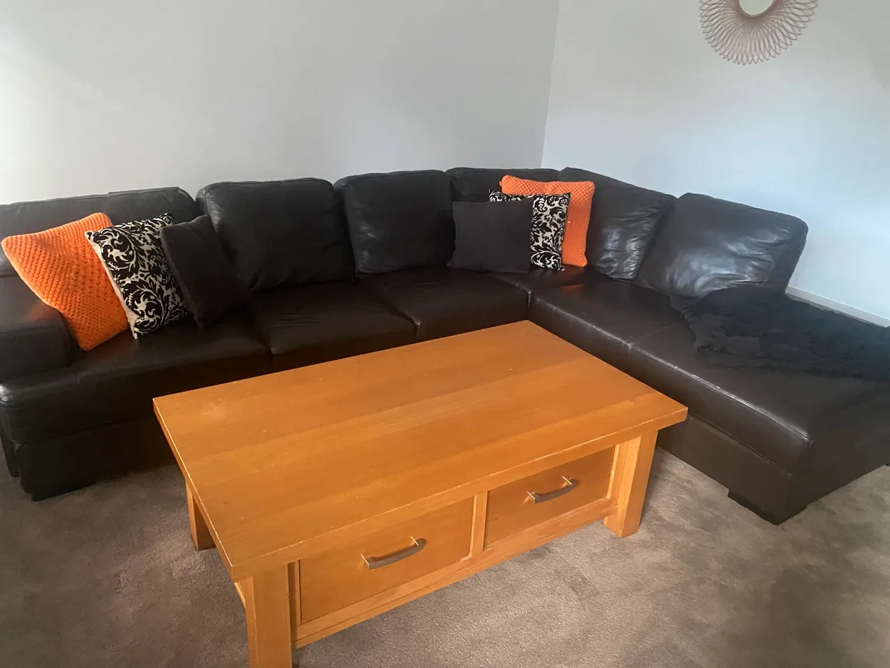 Couches — photo 3