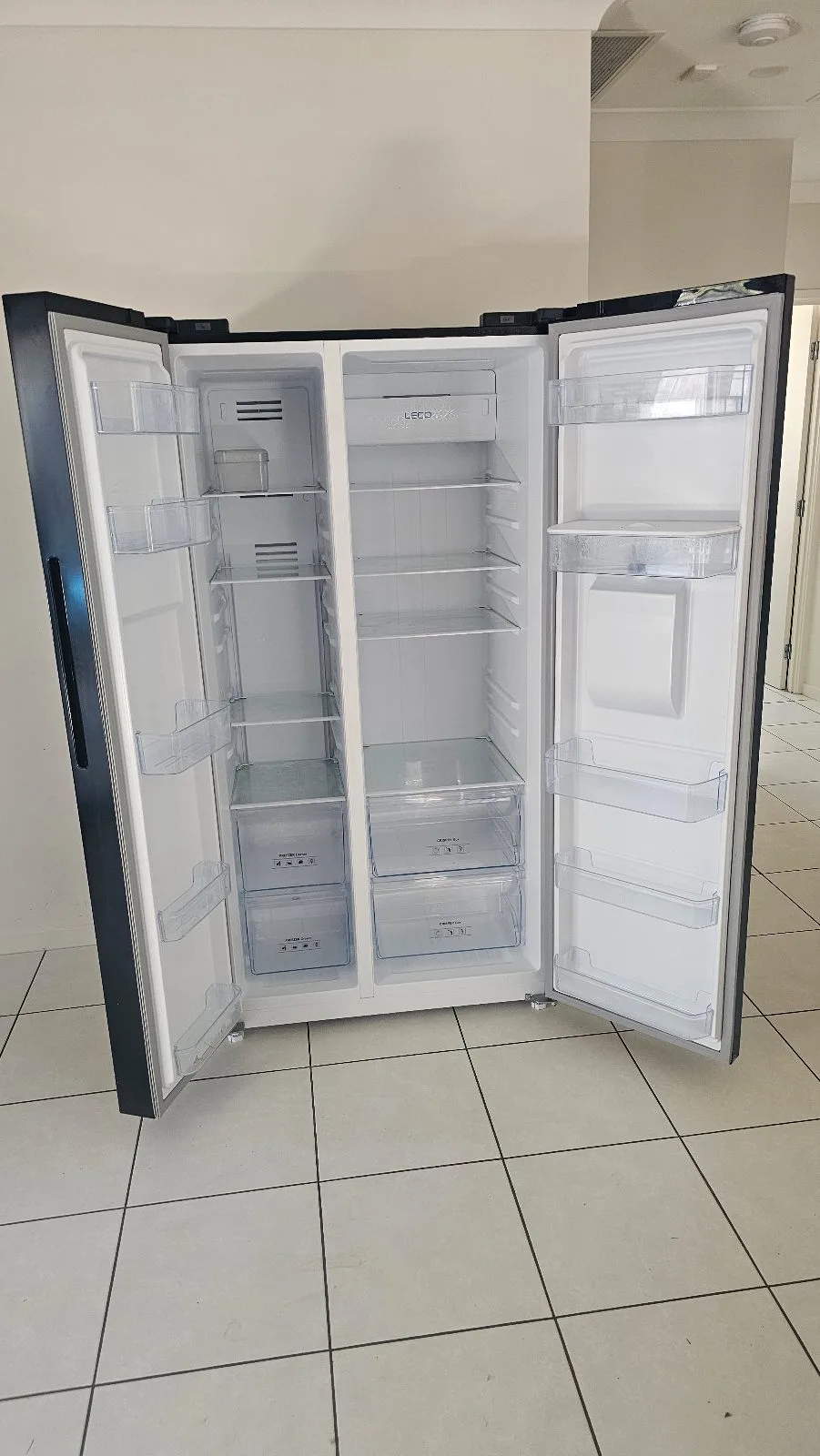 Twin door fridge only year old — photo 6