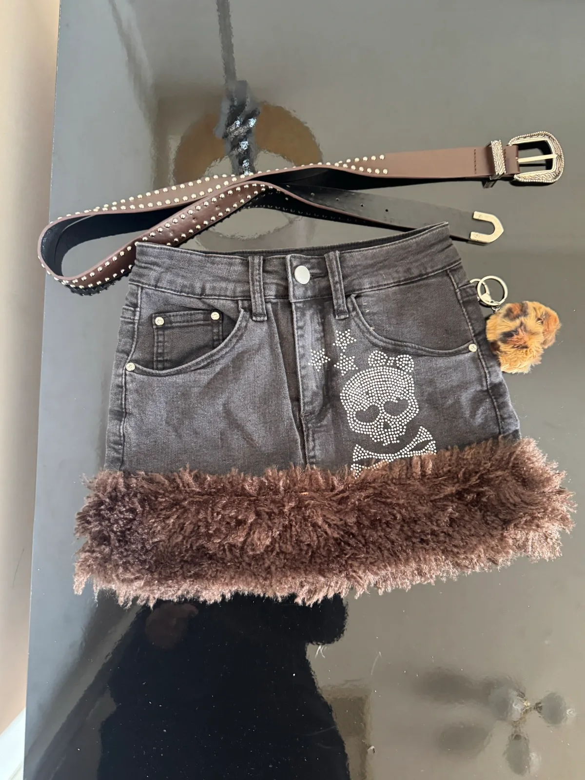 Women’s mini skirt with small size — photo 2