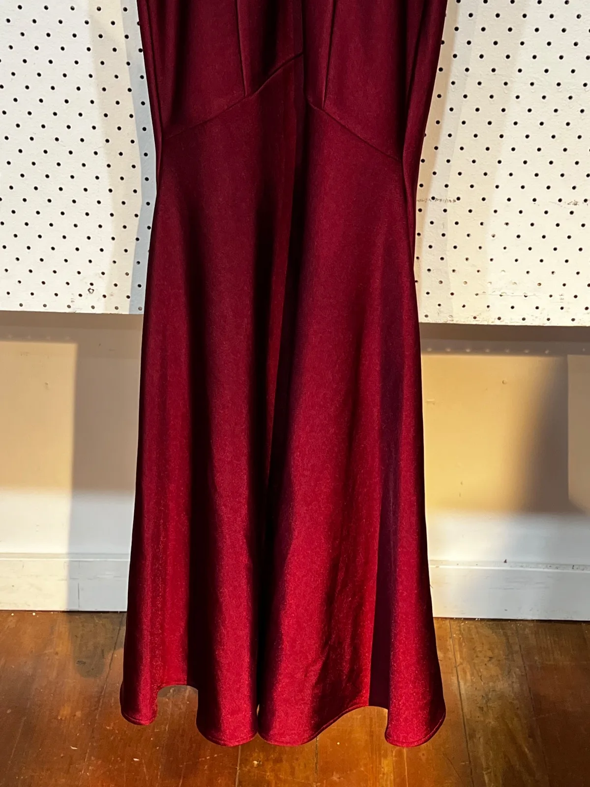 Sheike formal dress size 8. Rich burgundy colour, As new – photo 3