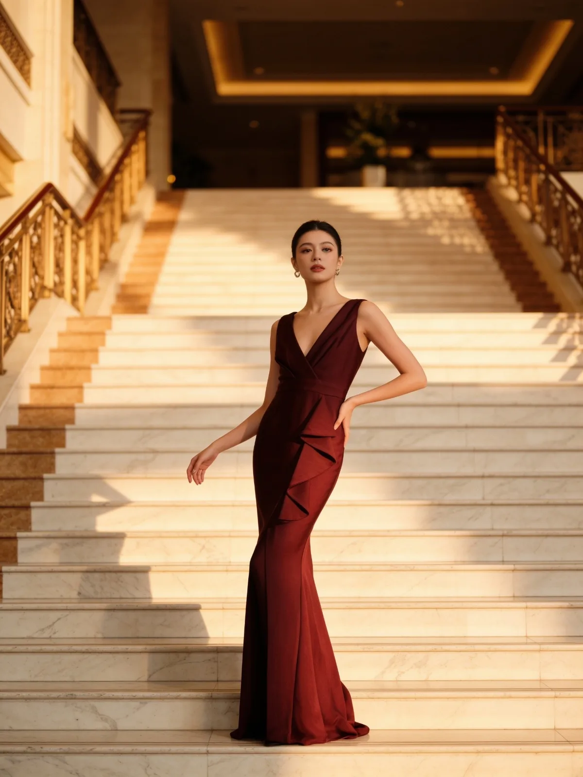 Sheike formal dress size 8. Rich burgundy colour, As new – photo 2