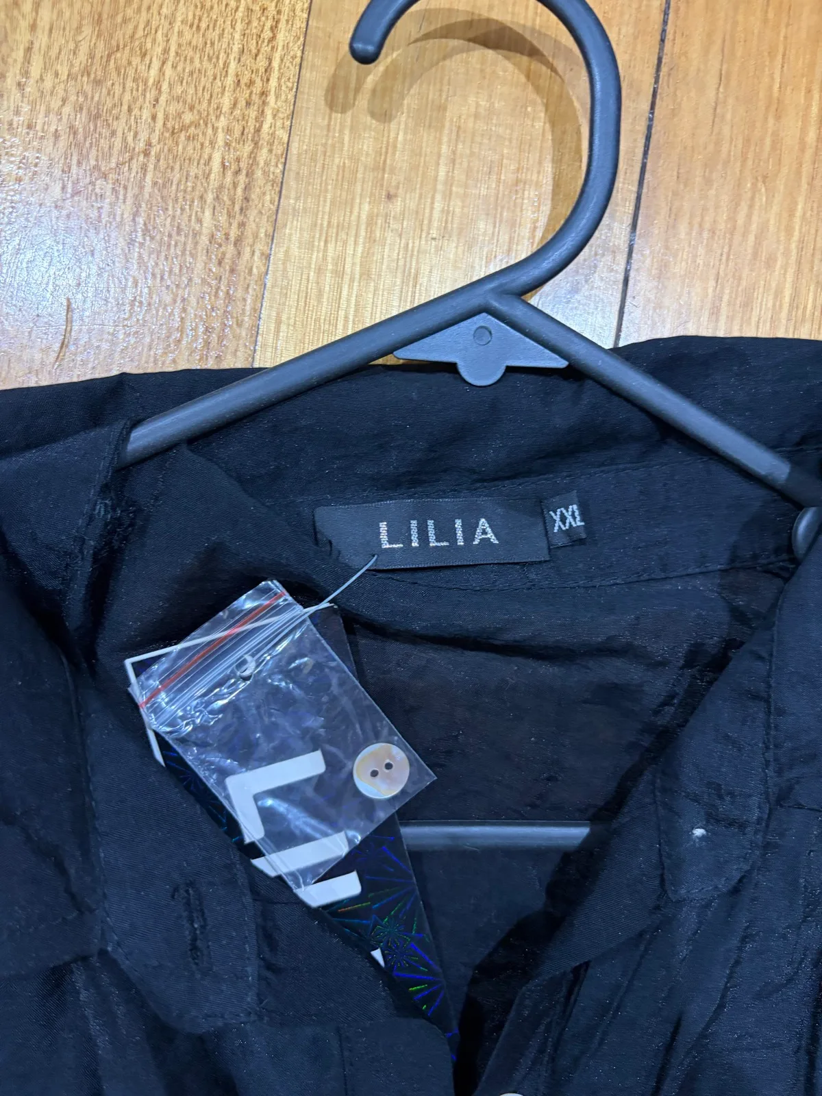 Lilia shirt size xxl BNWT — photo 2