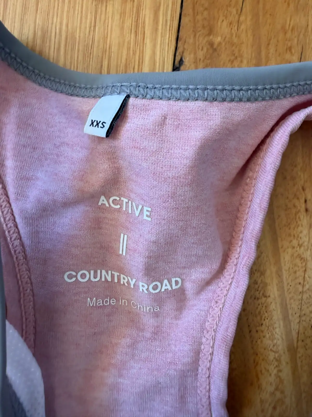 Country rd activewear top size xxs – photo 2