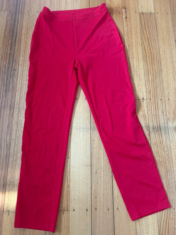 Red pull on ankle pants no brand size s