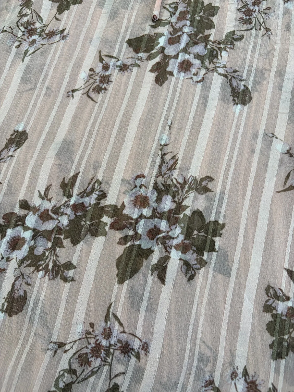 No brand floral blouse size L — photo 3