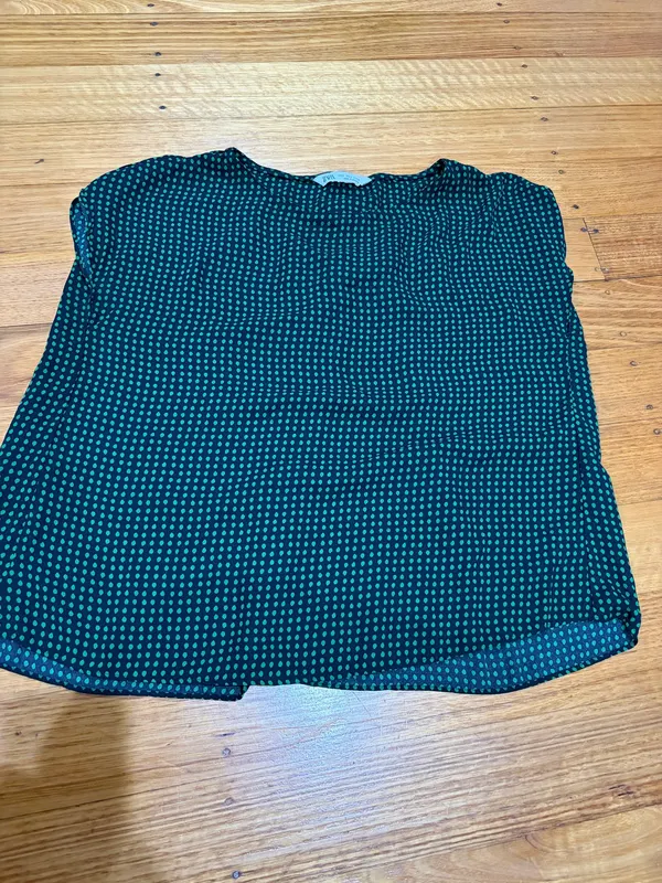 Zara short sleeve blouse size s